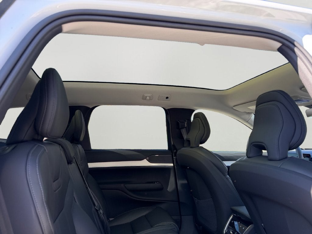 2026 Volvo EX90 Twin Motor Ultra 7-Seater