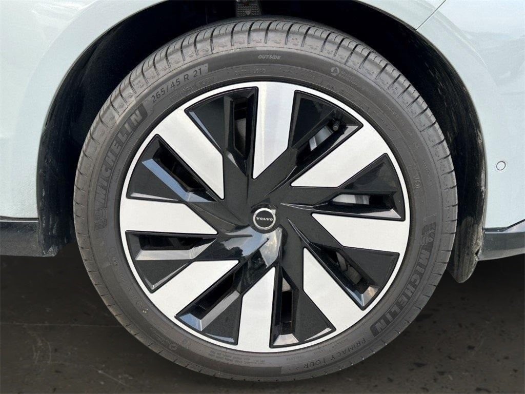 2025 Volvo EX90 Twin Motor Ultra 6-Seater