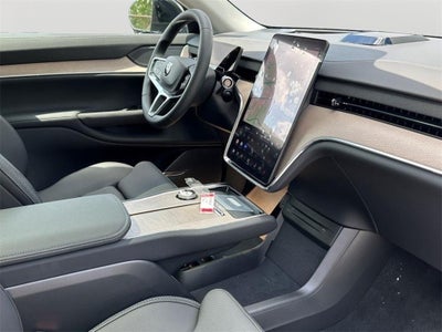 2025 Volvo EX90 Twin Motor Plus 7-Seater