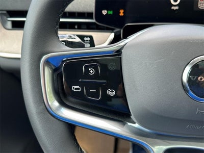 2025 Volvo EX90 Twin Motor Plus 7-Seater