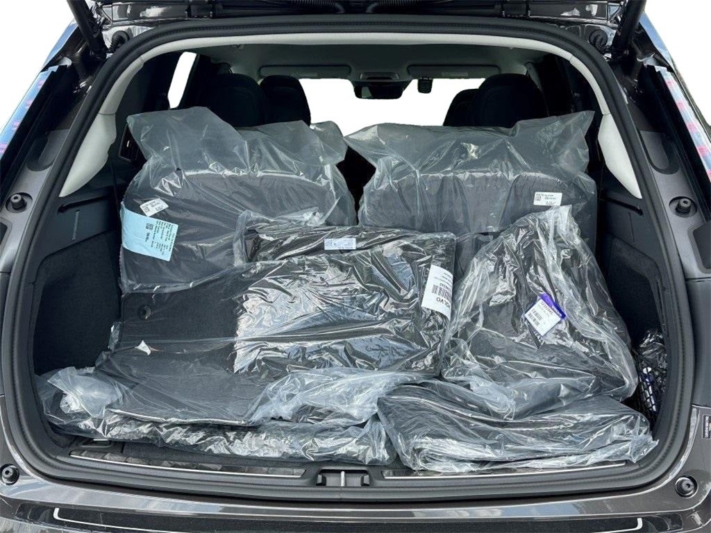 2025 Volvo EX90 Twin Motor Plus 7-Seater