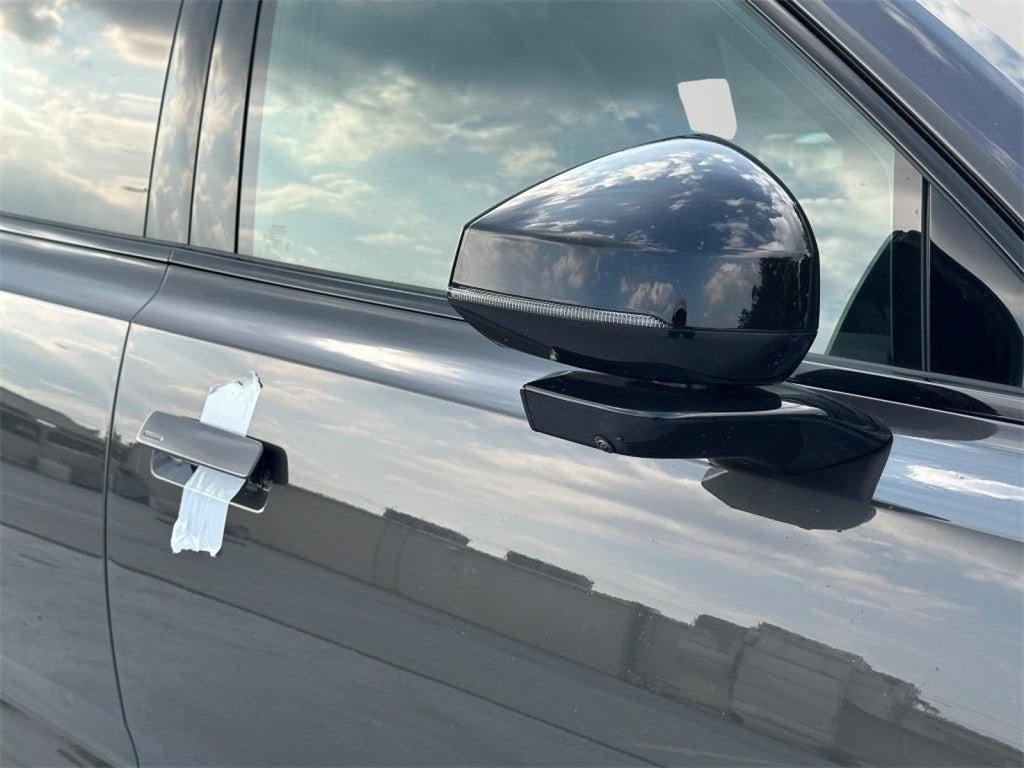 2025 Volvo EX90 Twin Motor Plus 7-Seater