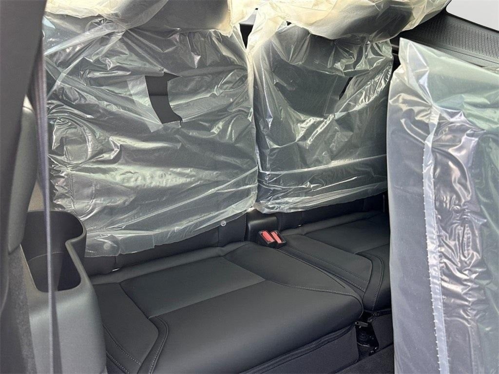 2025 Volvo EX90 Twin Motor Plus 7-Seater