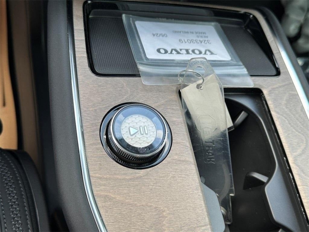 2025 Volvo EX90 Twin Motor Plus 7-Seater