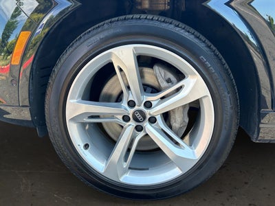 2019 Audi Q7 55 Prestige quattro