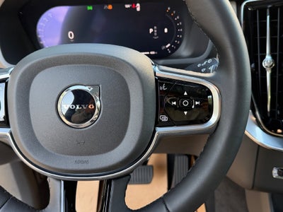 2026 Volvo XC90 B6 Plus 6-Seater