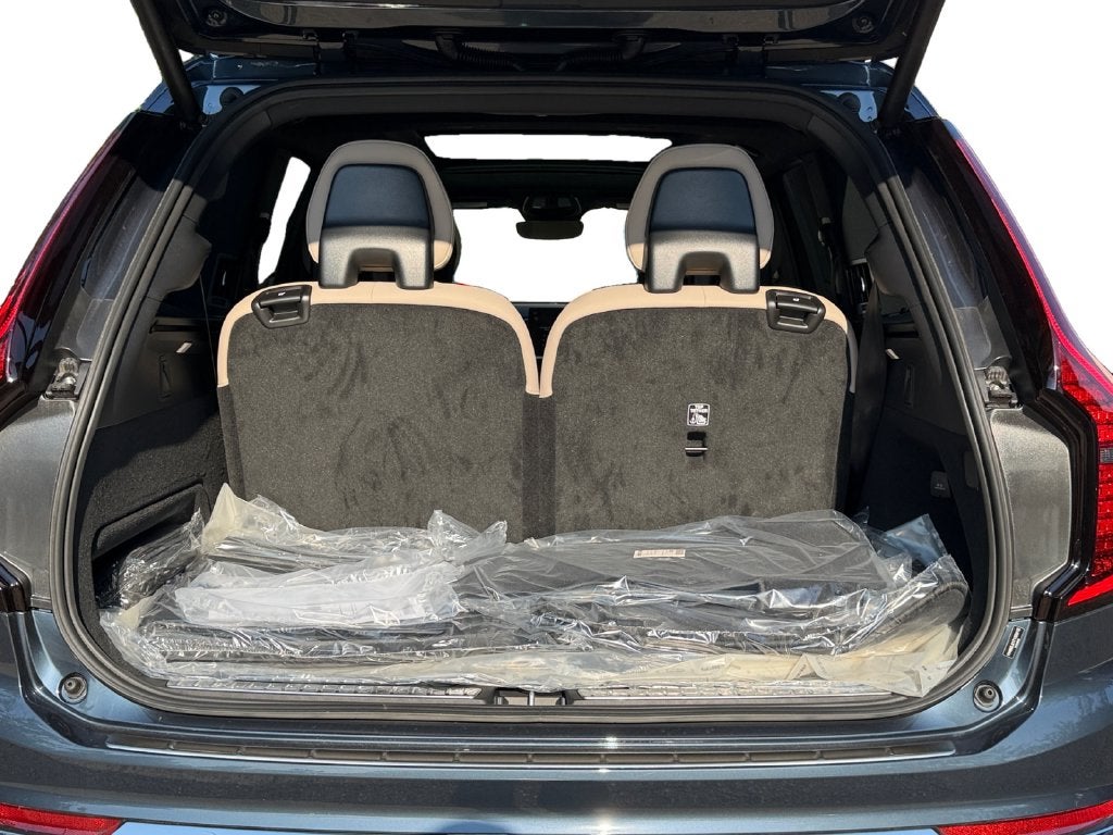 2026 Volvo XC90 B6 Plus 6-Seater
