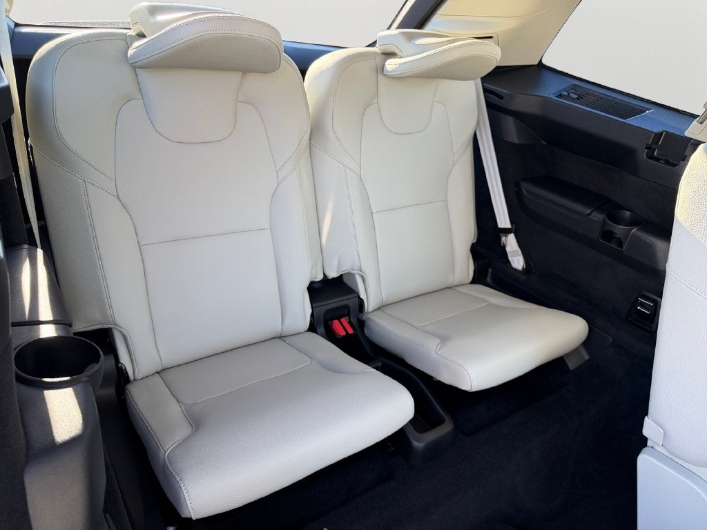 2025 Volvo XC90 B6 Plus 6-Seater Volvo Certified