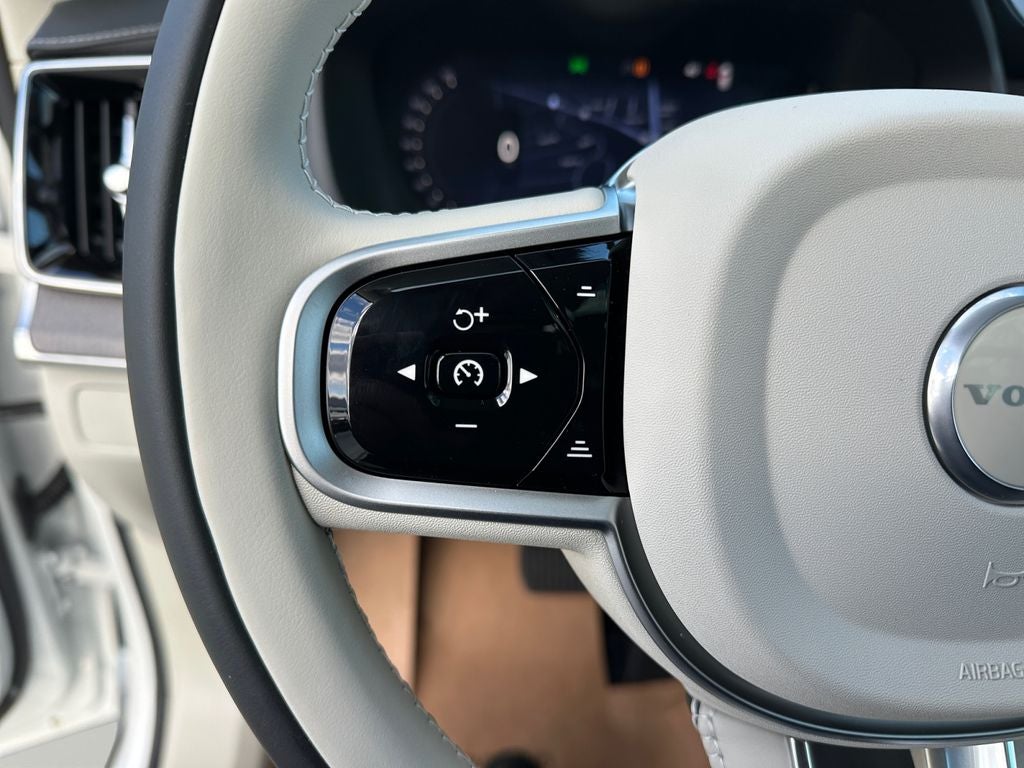 2026 Volvo XC90 B6 Ultra