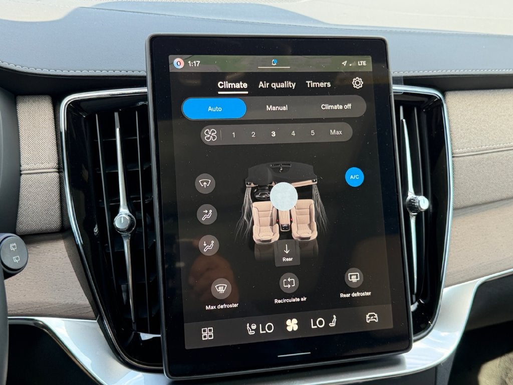 2026 Volvo XC90 B6 Plus 7-Seater