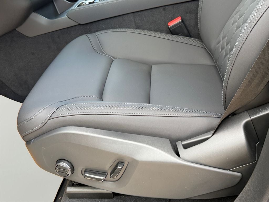 2027 Volvo XC90 B6 Plus 7-Seater