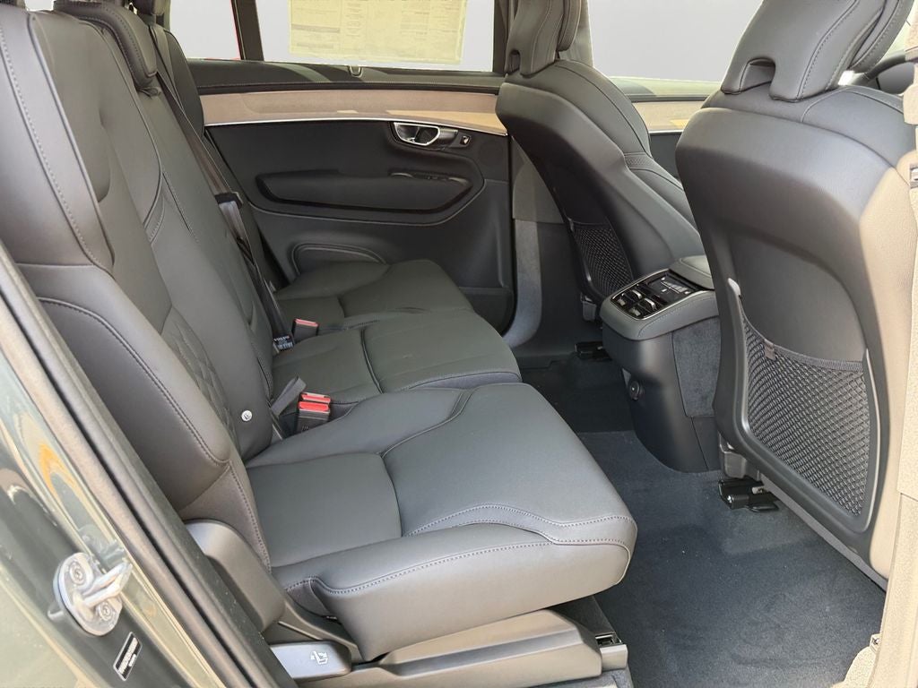 2027 Volvo XC90 B6 Plus 7-Seater