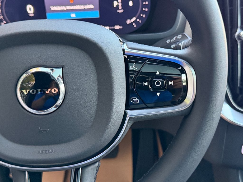 2026 Volvo XC90 B6 Plus 7-Seater