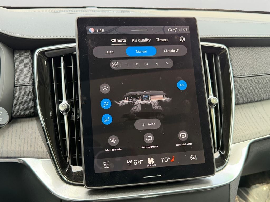 2026 Volvo XC90 B6 Ultra