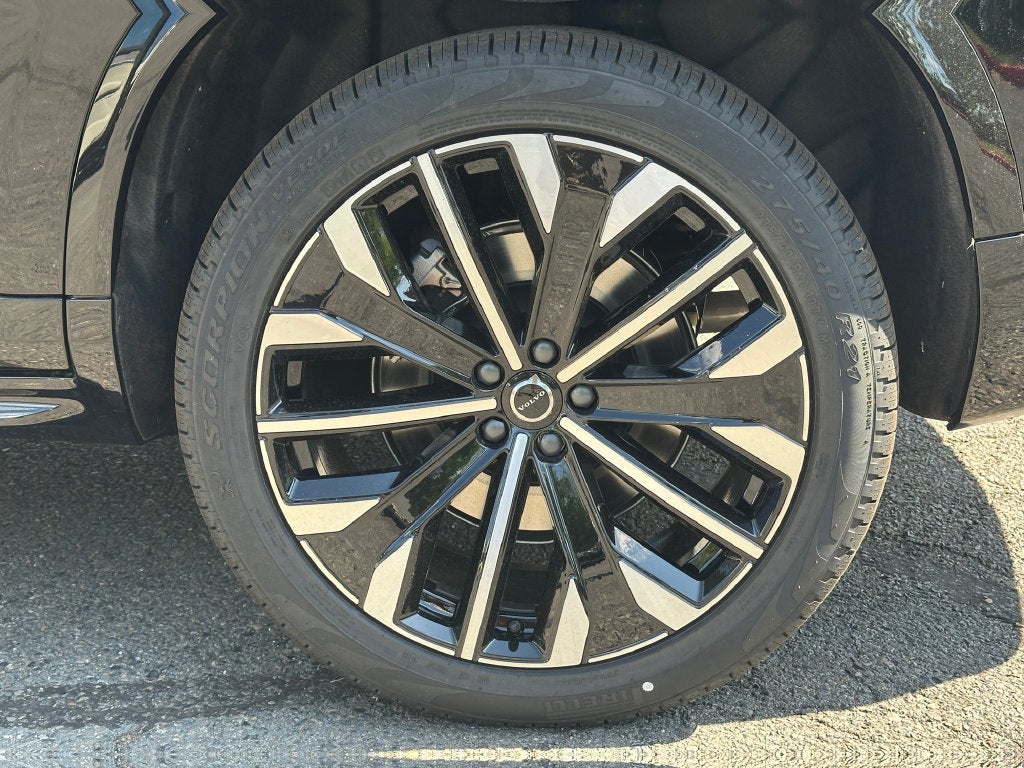 2026 Volvo XC90 B6 Ultra