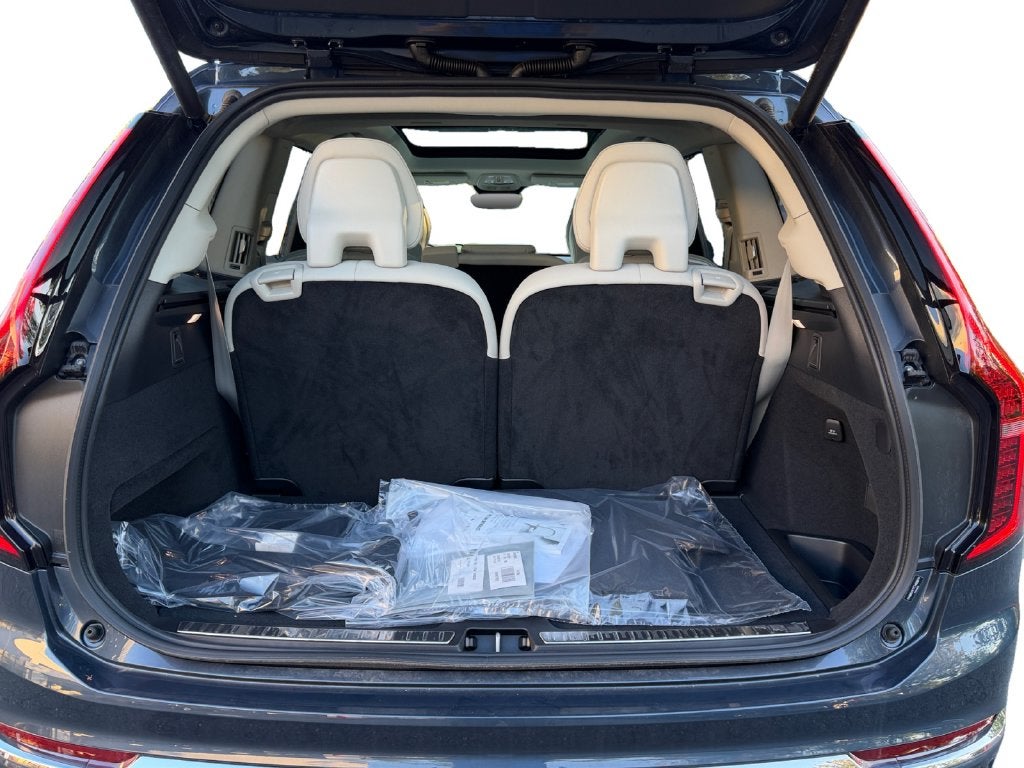 2026 Volvo XC90 B6 Ultra