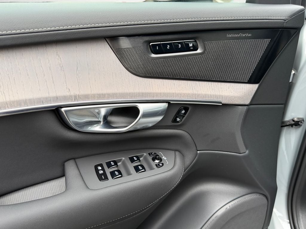2026 Volvo XC90 B6 Ultra Volvo Certified