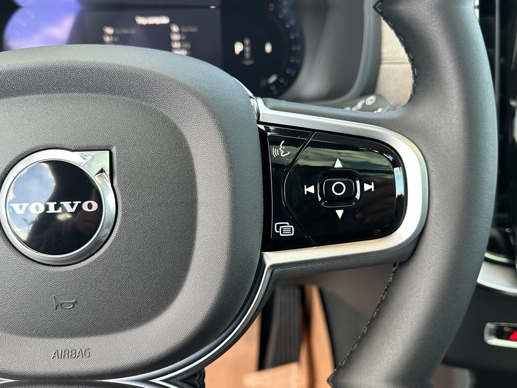 2026 Volvo XC90 B6 Ultra