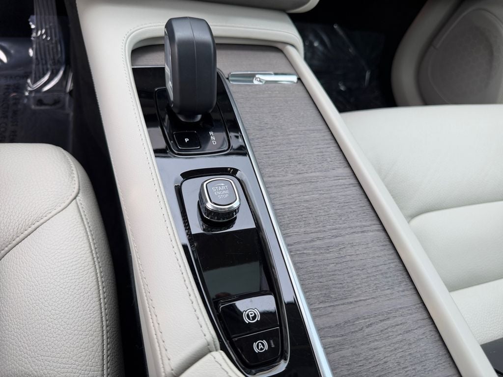 2023 Volvo XC90 B6 Plus 7-Seater Volvo Certified