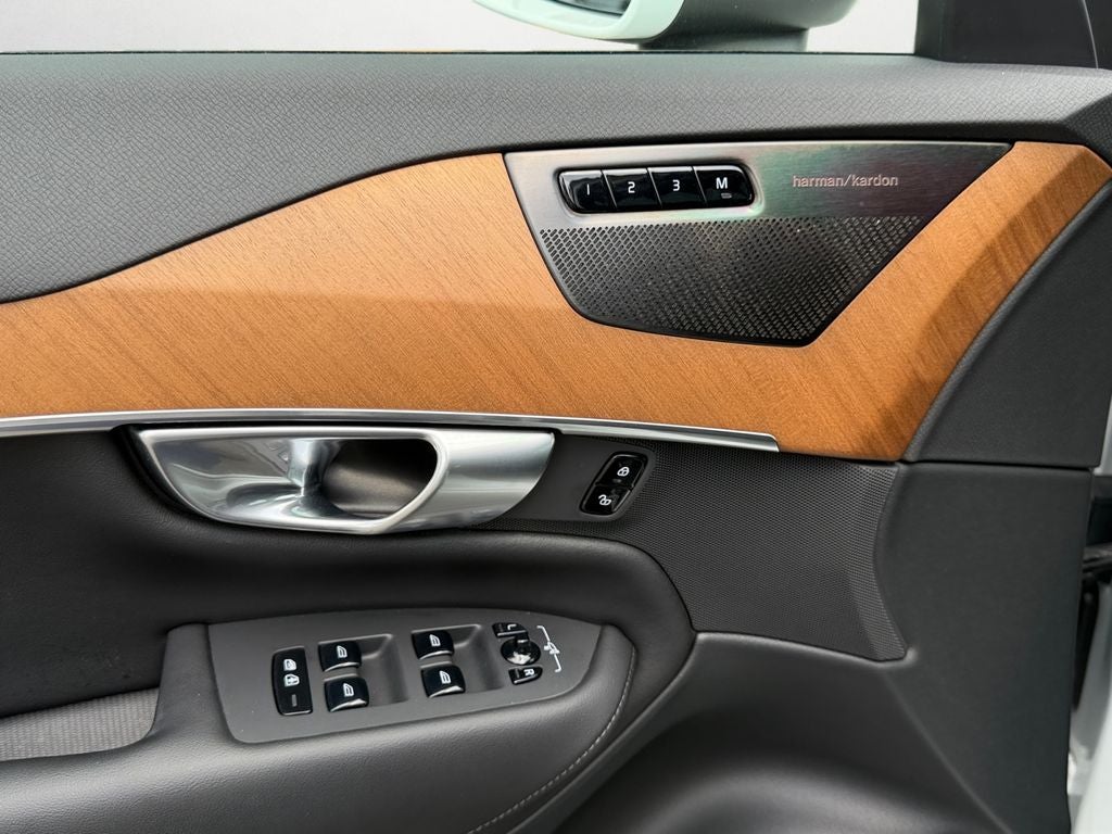 2023 Volvo XC90 B6 Plus 7-Seater Volvo Certified
