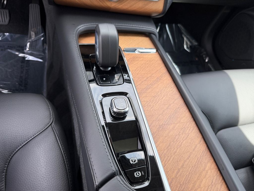 2023 Volvo XC90 B6 Plus 7-Seater Volvo Certified