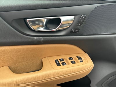 2020 Volvo V60 Cross Country T5
