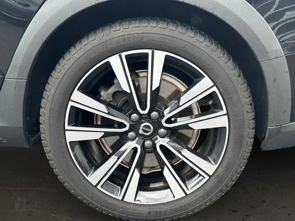 2020 Volvo V60 Cross Country T5
