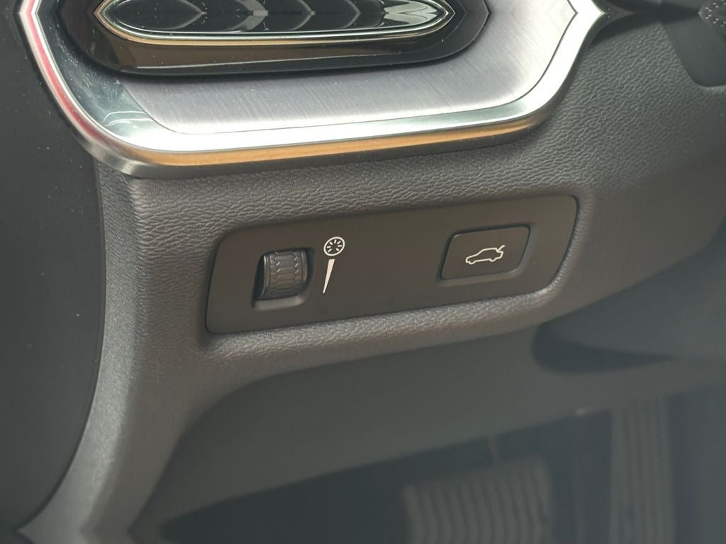 2020 Volvo V60 Cross Country T5