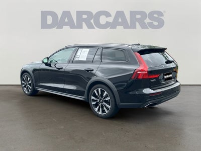 2020 Volvo V60 Cross Country T5