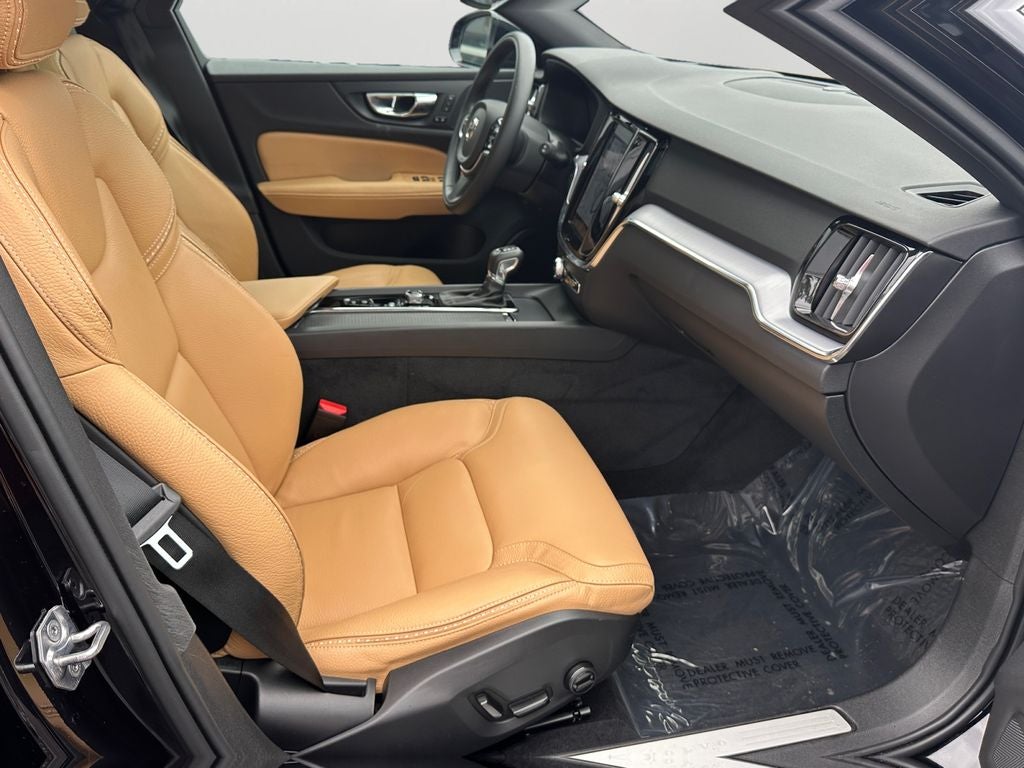 2020 Volvo V60 Cross Country T5