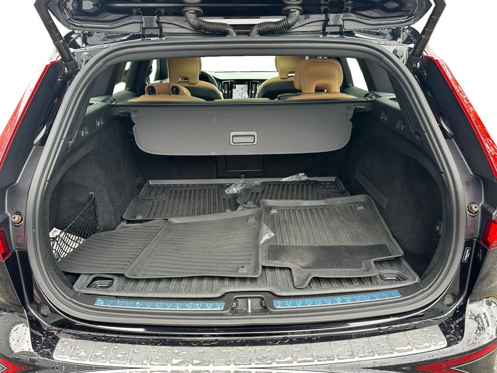 2020 Volvo V60 Cross Country T5