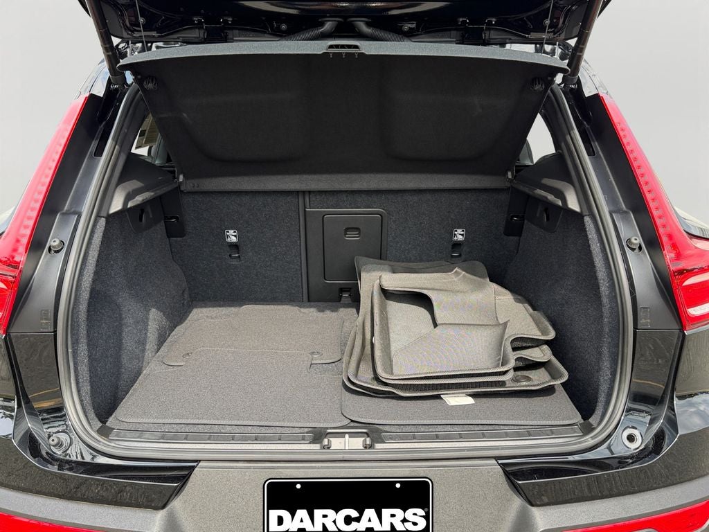 2023 Volvo XC40 Recharge Pure Electric Twin Core
