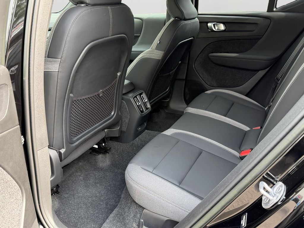 2023 Volvo XC40 Recharge Pure Electric Twin Core