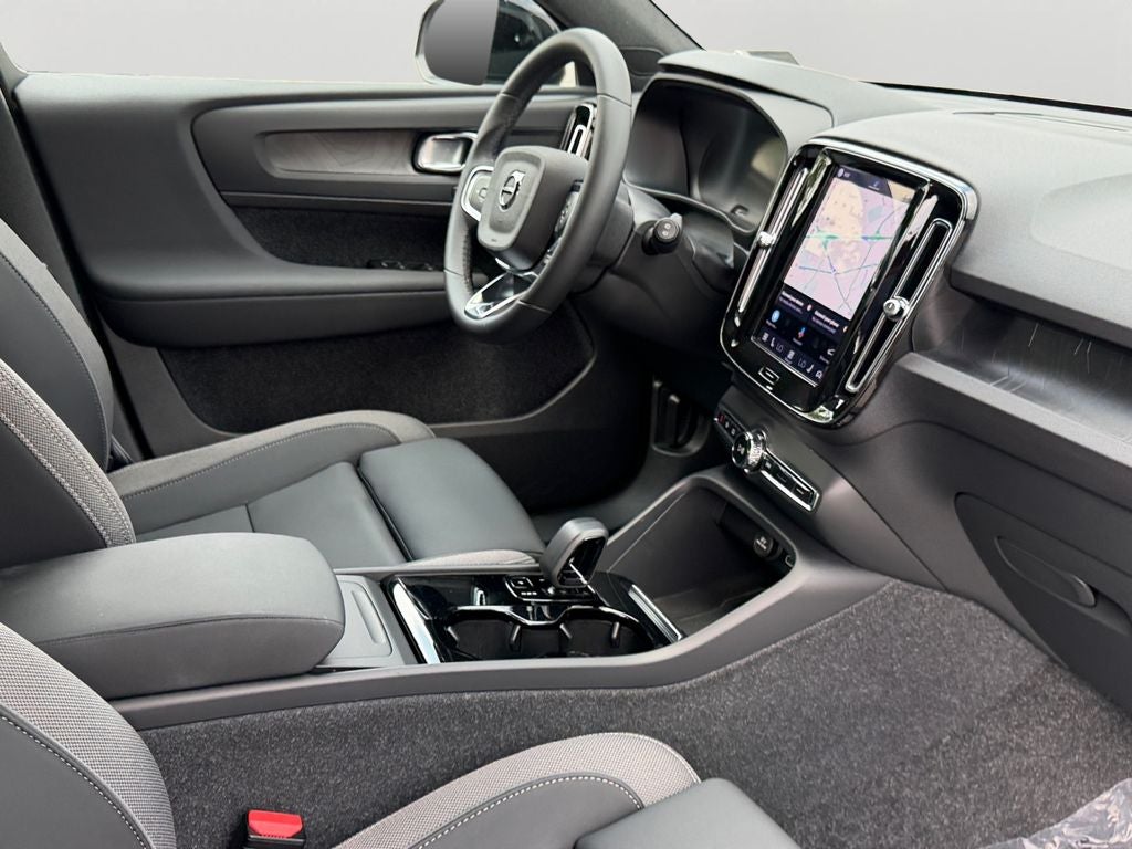 2023 Volvo XC40 Recharge Pure Electric Twin Core
