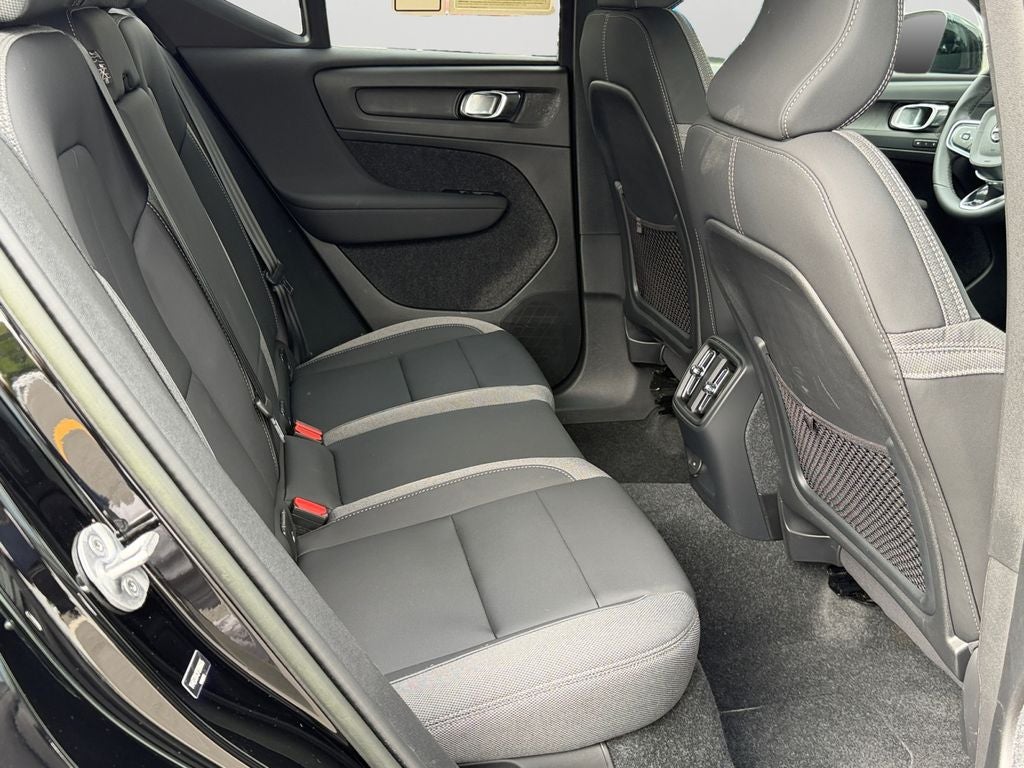 2023 Volvo XC40 Recharge Pure Electric Twin Core