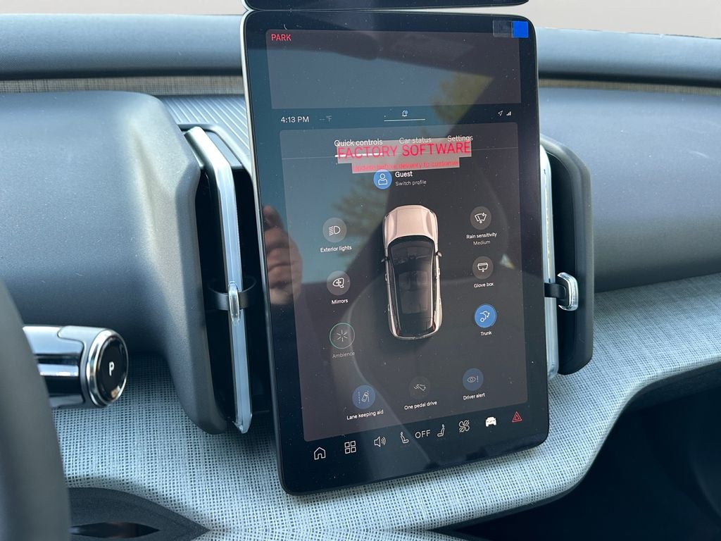 2026 Volvo EX30 Twin Motor Cross Country Ultra