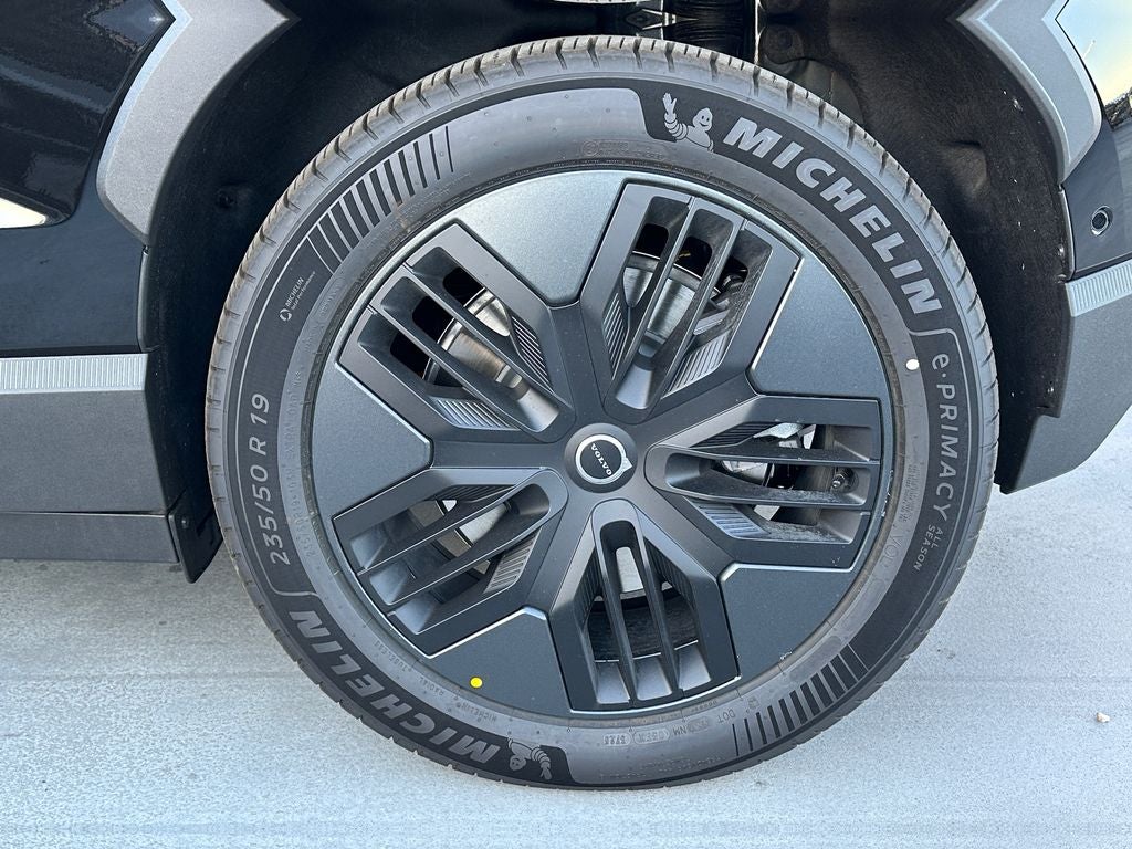 2026 Volvo EX30 Twin Motor Cross Country Ultra