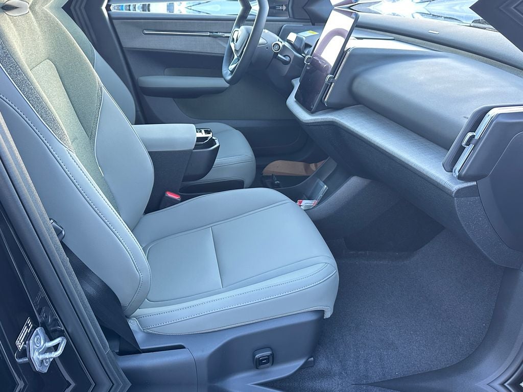 2026 Volvo EX30 Twin Motor Cross Country Ultra