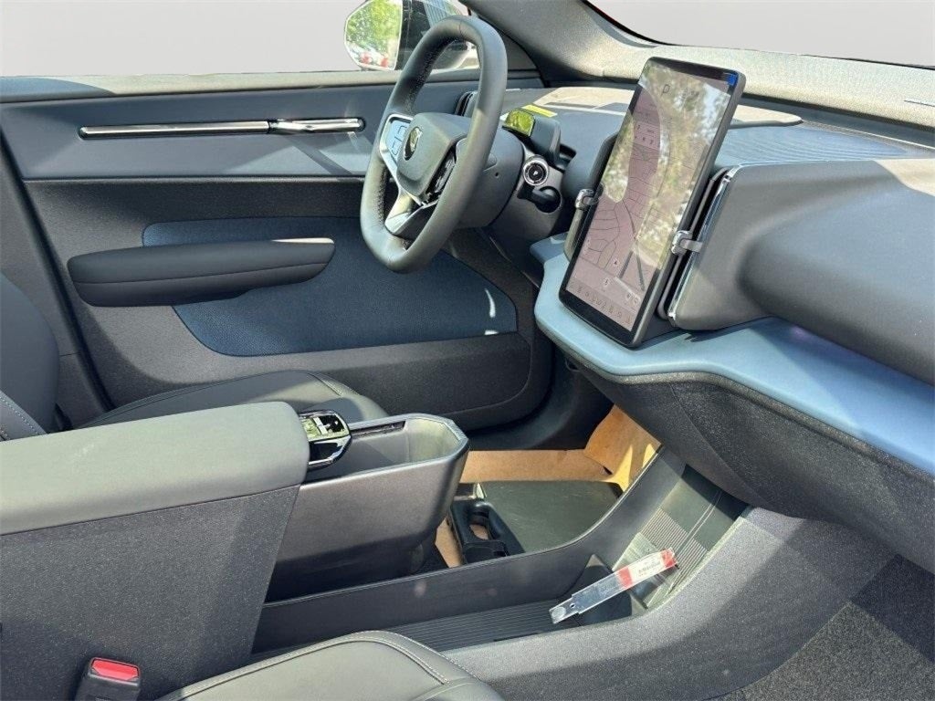 2025 Volvo EX30 Twin Motor Performance Plus