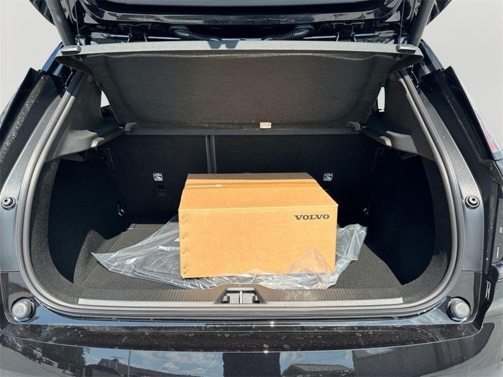 2025 Volvo EX30 Twin Motor Performance Plus