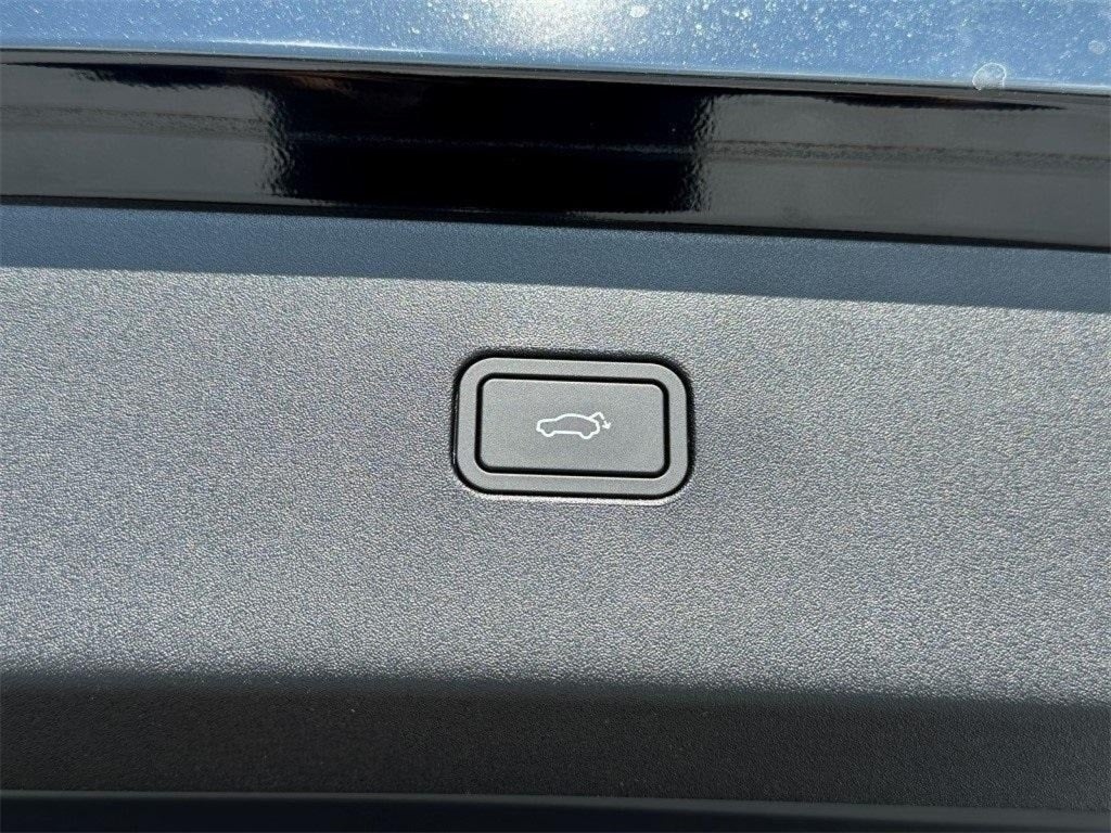 2025 Volvo EX30 Twin Motor Performance Plus