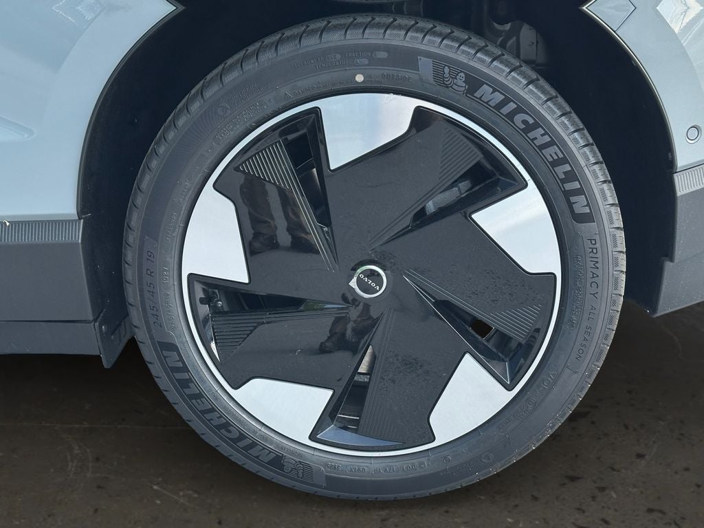 2026 Volvo EX30 Twin Motor Performance Ultra