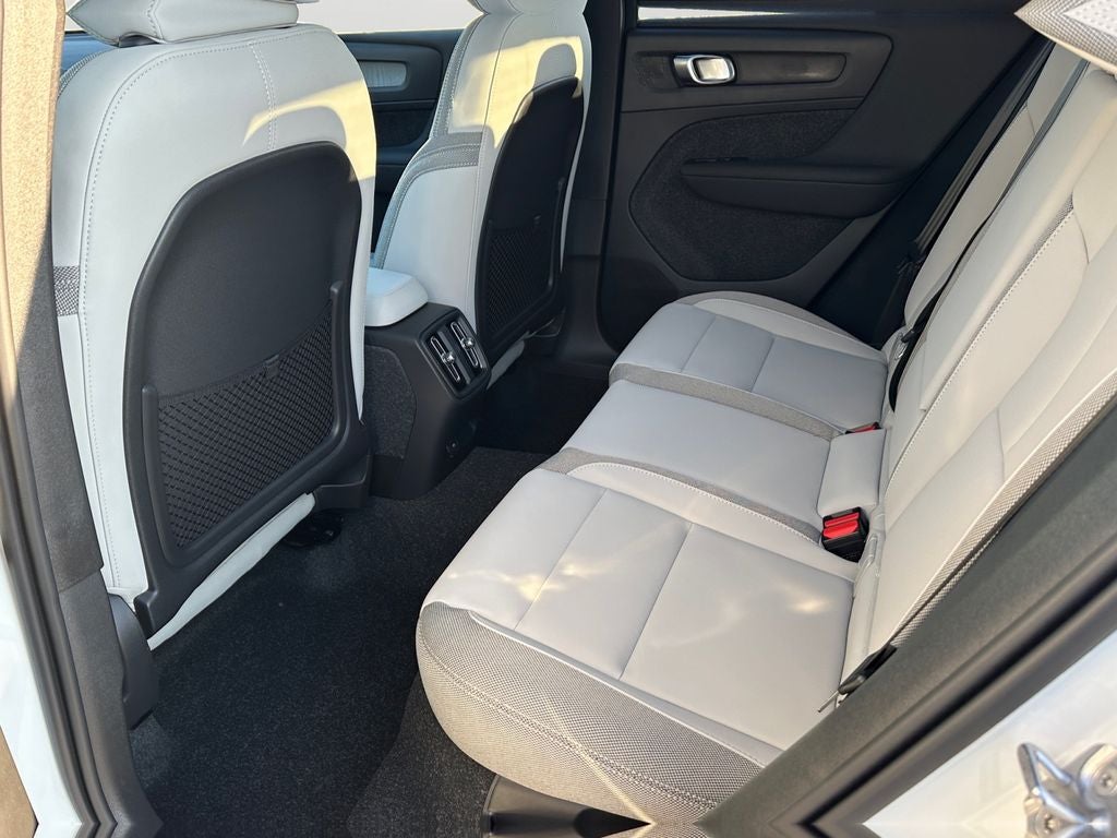 2026 Volvo EX40 Twin Motor Plus