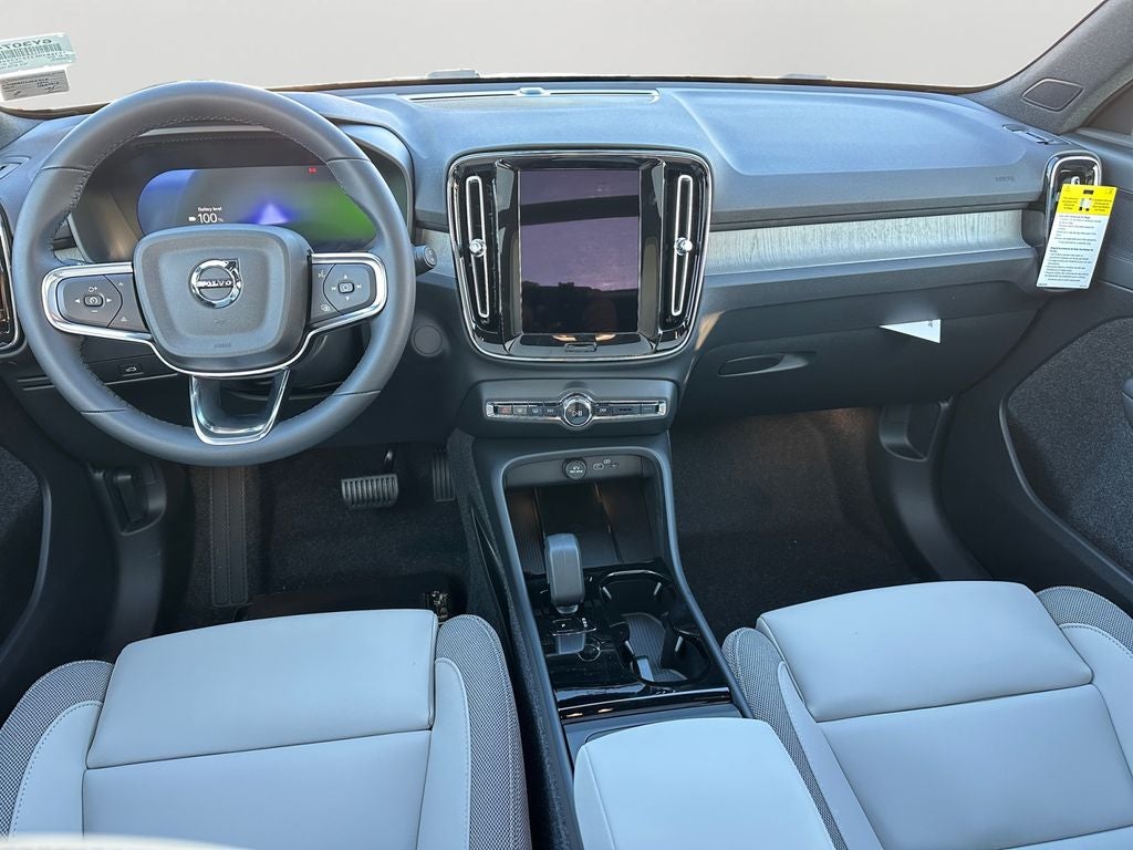 2026 Volvo EX40 Twin Motor Plus