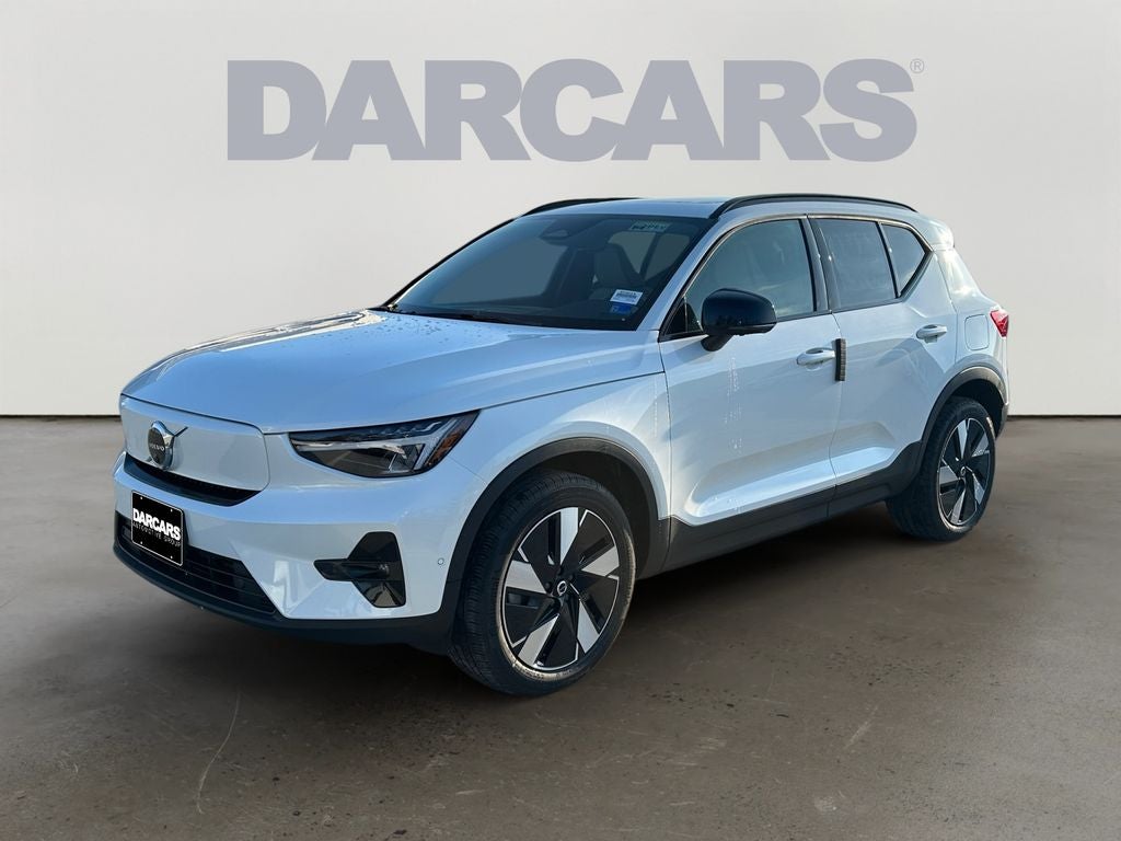 2026 Volvo EX40 Twin Motor Plus