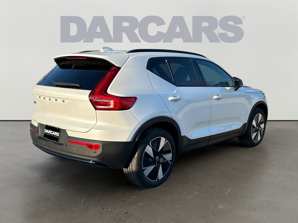 2026 Volvo EX40 Twin Motor Plus