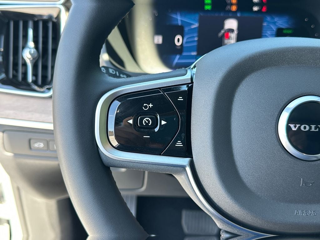 2025 Volvo XC90 Plug-In Hybrid T8 Plus 7 Passenger 2025.5