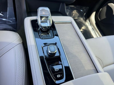 2025 Volvo XC90 Plug-In Hybrid T8 Plus 7 Passenger 2025.5