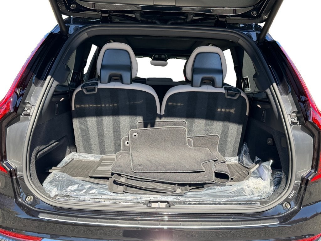 2026 Volvo XC90 Plug-In Hybrid T8 Plus 7 Passenger