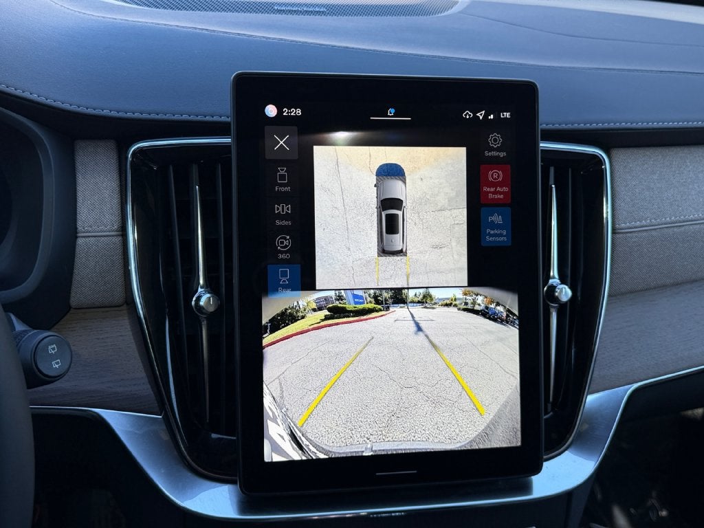 2026 Volvo XC90 Plug-In Hybrid T8 Plus 7 Passenger